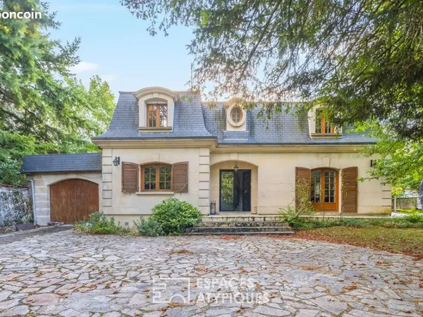 Maison 9 pièces 170 m²