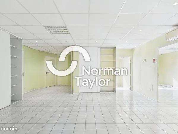 Bureaux 214 m²