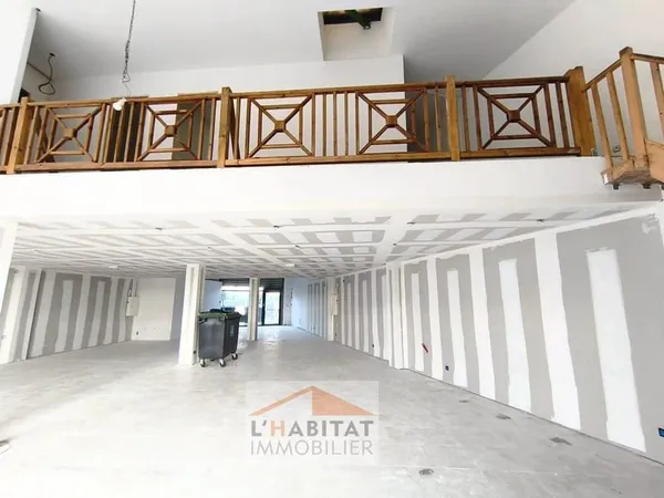 Bureaux 280 m²