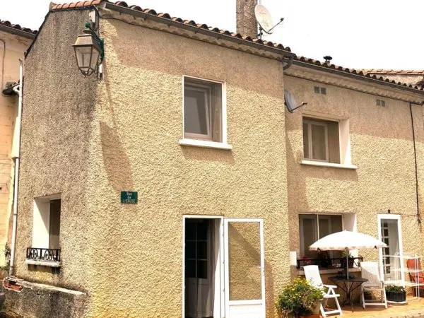 A VENDRE MAISON GARAGE REMISE ATELIER MISSEGRE