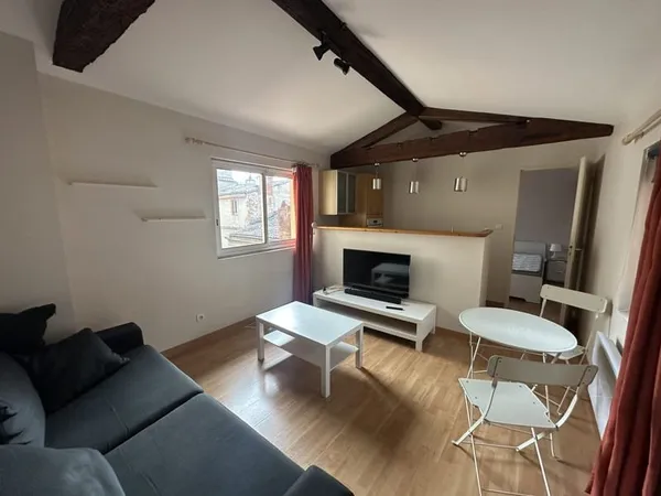 SAINT-GEORGES - T2 Meublé de 34m2 - 750 EUR