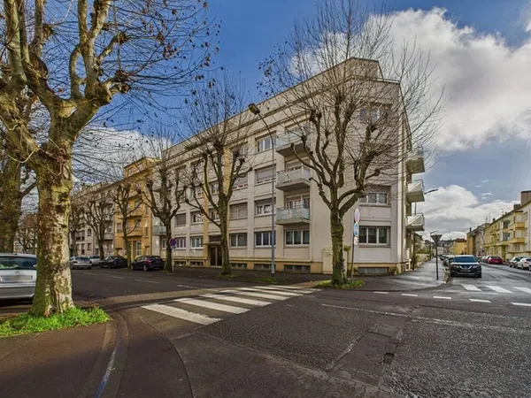 Appartement 6 pièces 145 m²