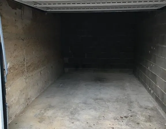 Parking 14 m²