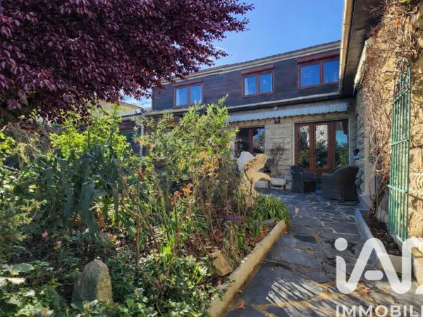 Maison 7 pièces 138 m²