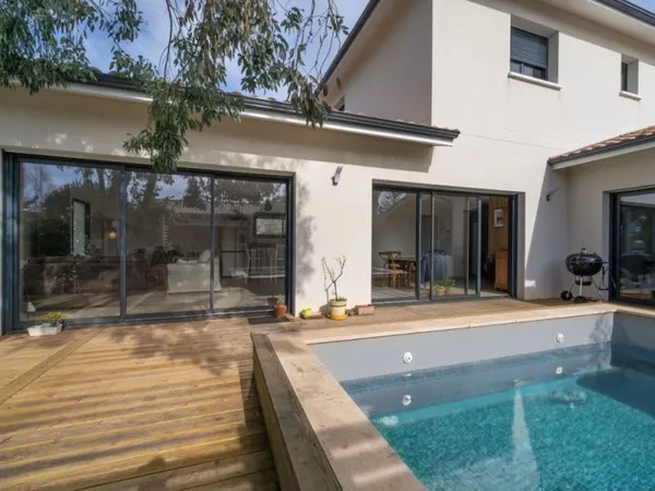 Maison de luxe 4 pièces 120 m²