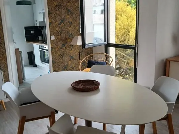 199990 appartement 65M2 3 pièces