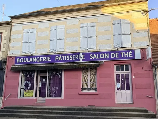 Local artisanal avec appartement centre-ville de Prémery