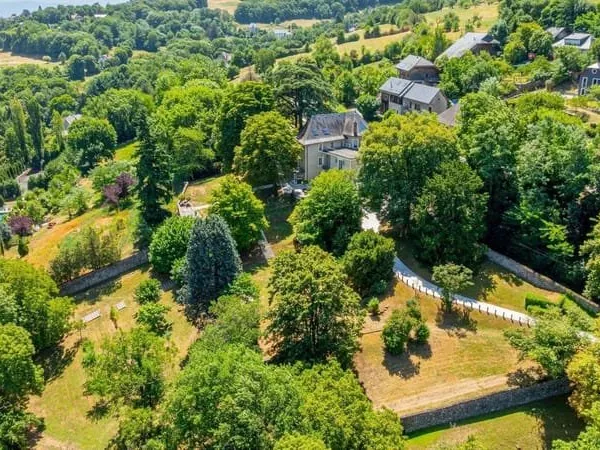 Château 10 pièces 600 m²
