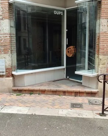 Agen centre local de 83 m²