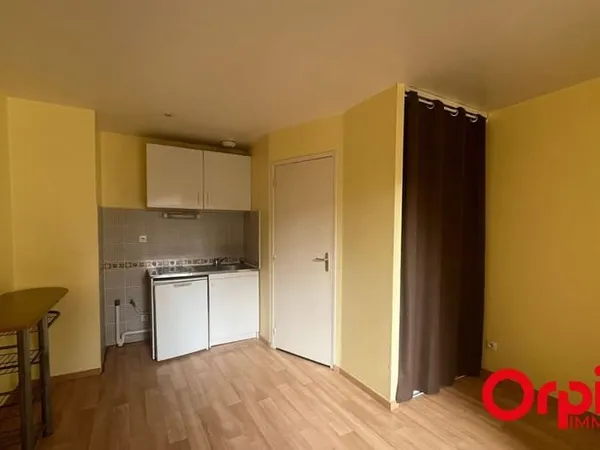 Studio 1 pièce 17 m²