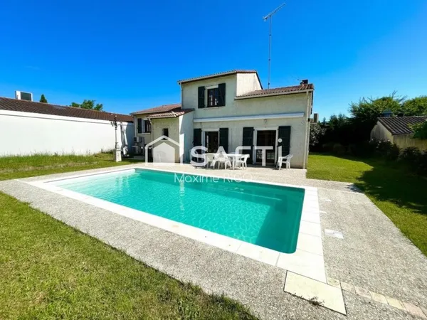 Villa 8 pièces 163m² avec piscine en centre-ville