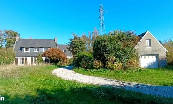 Maison les pieds dans l'eau