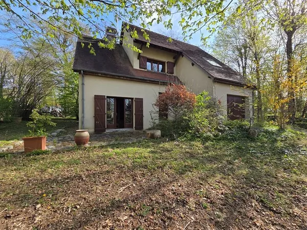 Maison Maintenon 5 pièce(s) 143.5 m²