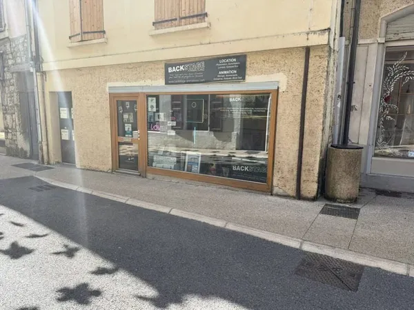 Boutique 1 pièce 15 m²