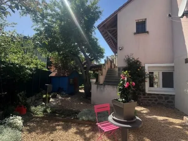 Villa 6 pièces 160 m²