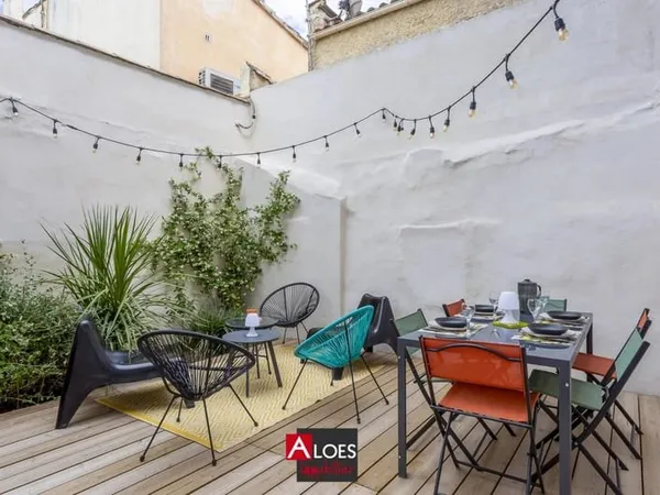 Maison Aigues-Mortes intra-muros 4 pièces, patio