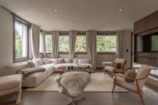 Chalet 6 pièces 218 m²