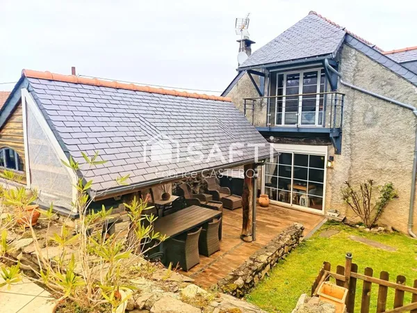 Corps de ferme plus loft et studio 245m² Habitable