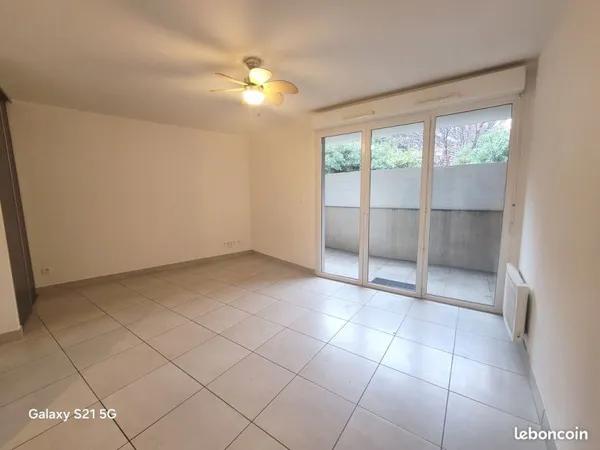 Appartement 1 pièce 30m² avec terrasse