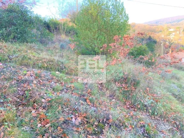 Terrain constructible 644 m²