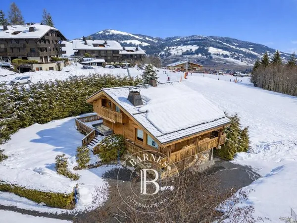 MEGEVE - CHALET D'EXCEPTION SKI IN / SKI OUT - 4 CHAMBRES