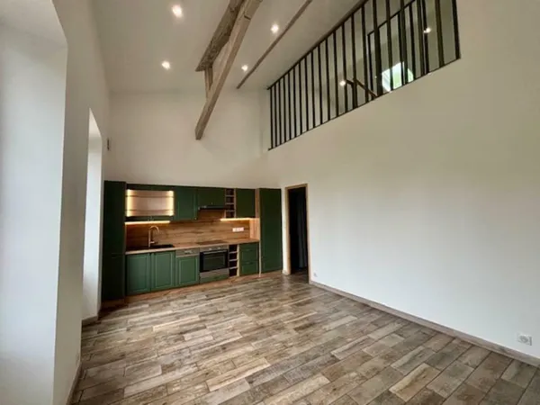 A Tourrettes, appartement Duplex