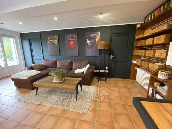 Maison 6 pièces 212 m²