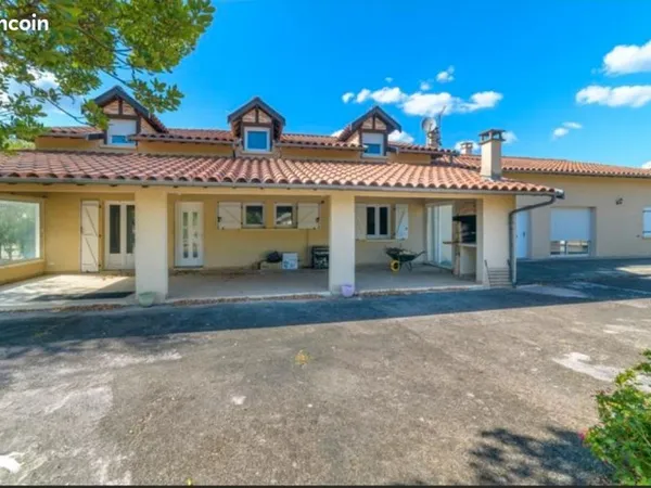 Vends maison 360m2
