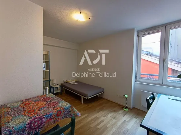 Studio 1 pièce 18 m²