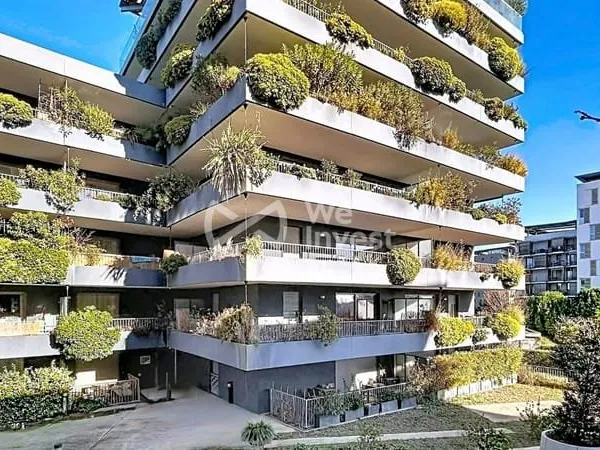 T2 32 m² + grande terrasse 13.8 m² + parking -Lironde/port mar