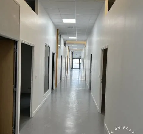 Bureaux/Locaux professionnels 450 m²