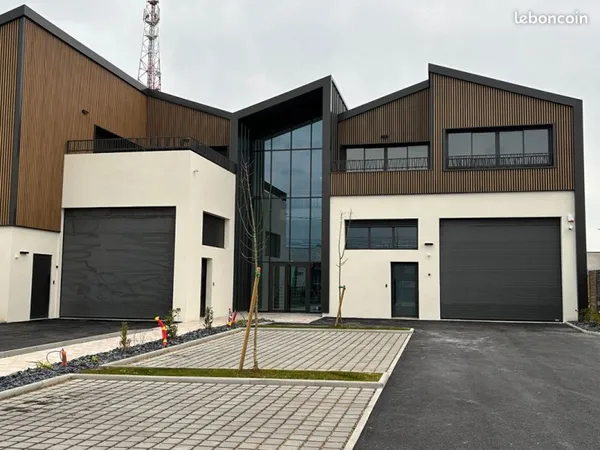 Bureaux 95 m² LES SABLES D OLONNE