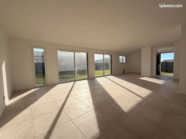 Villa 5 pièces 150 m²