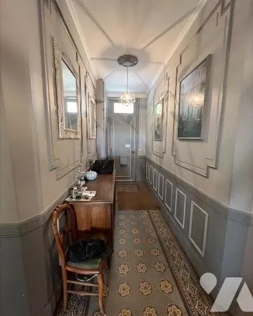 Maison 8 pièces 195 m²