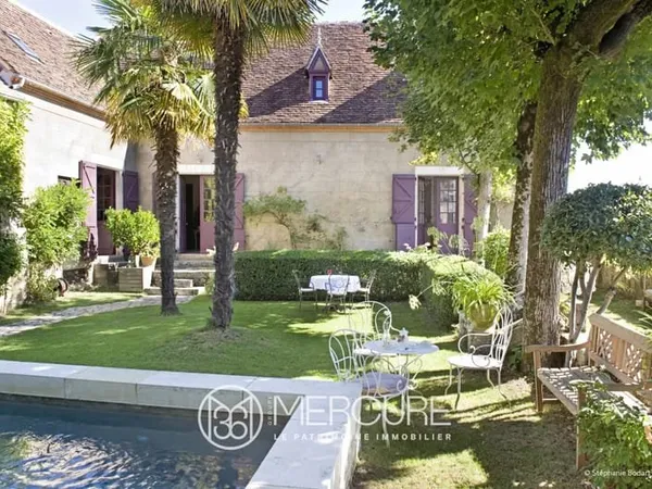BELLE MAISON DE MAITRE EN CENTRE VILLE