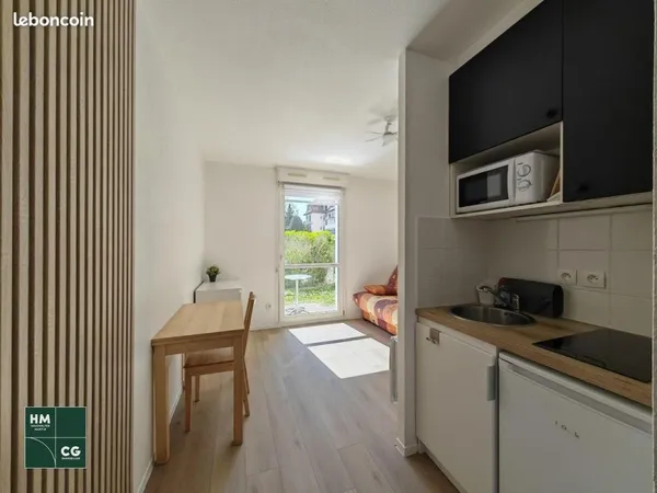 Studio 1 pièce 19 m²