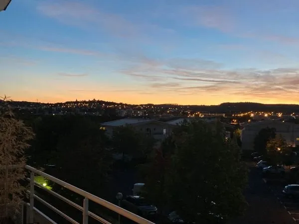 Appartement F4 dernier étage rénové intégralement