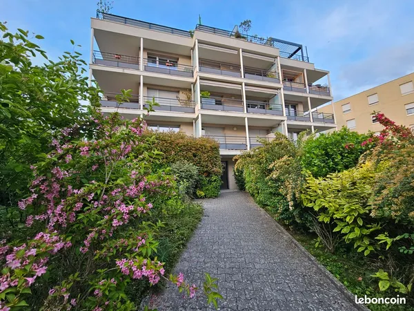 Appartement T3 - 69 m²