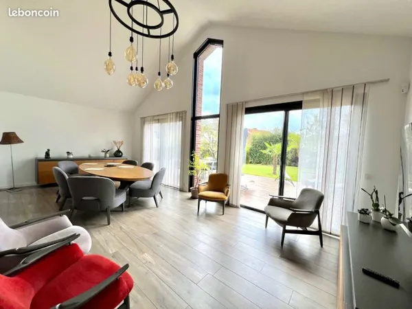 Maison 6 pièces 183 m²