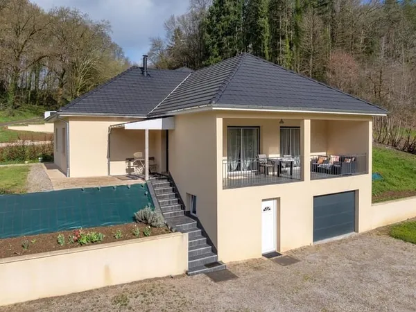 Maison Vente Altillac 6p 120m² 295000€