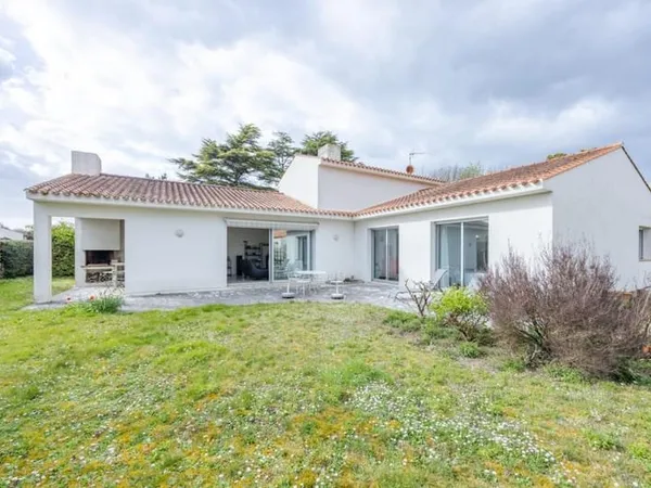 Maison 7 pièces 205 m²