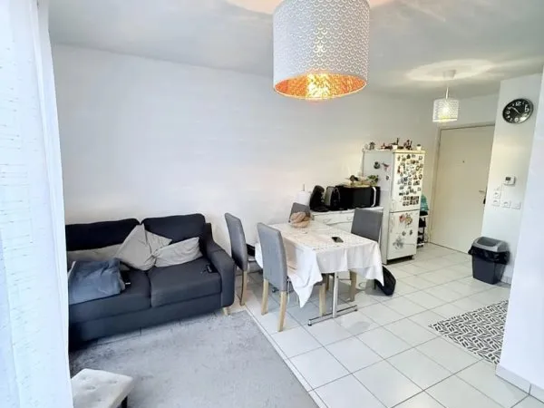 Appartement T2 - 38 m² - Vénissieux limite Lyon 8e - Idéal investisseur