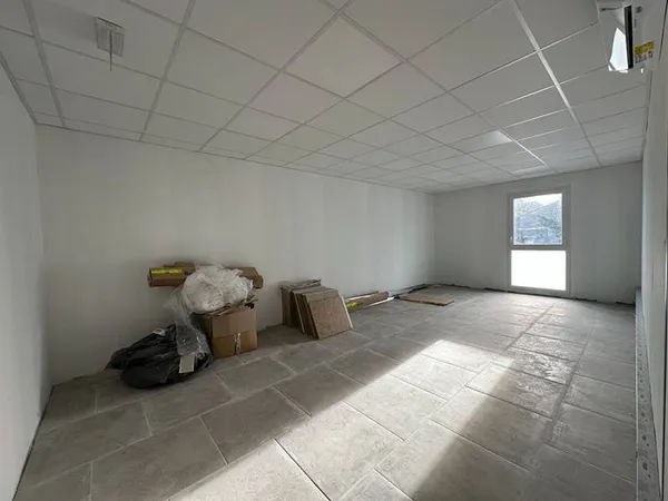 Bureaux 127 m²