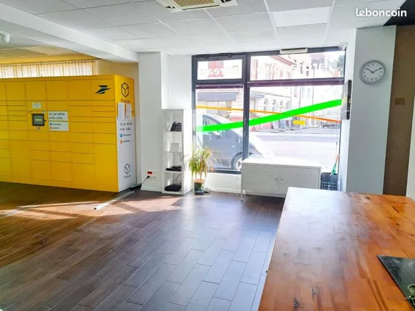 À LOUER - Local professionnel / commercial très lumineux de 70 m² - Strasbourg Neudorf