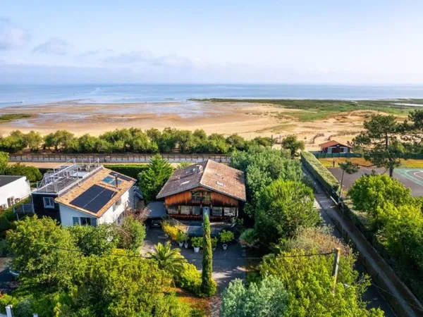 Maison individuelle 7 pièces 230 m²