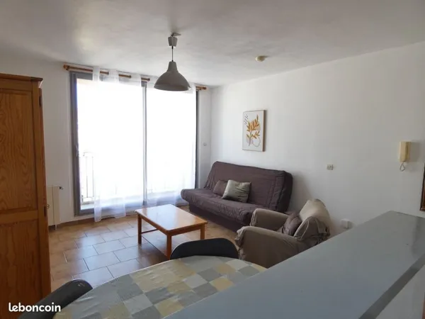 Studio 1 pièce 24 m²
