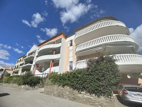 T4 REZ DE JARDIN PROX CENTRE