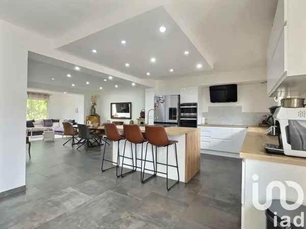 Maison 5 pièces 142 m²