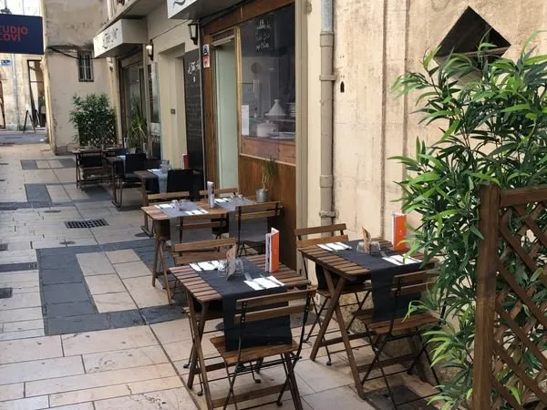 Vente fonds de commerce - Petite restauration - Centre historique Avignon