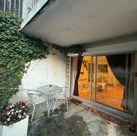 Studio 1 pièce 24 m²